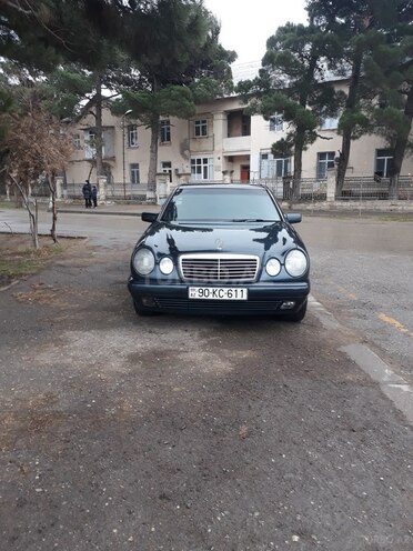 Mercedes E 230 1997, 356,000 km - 2.3 l - Sumqayıt