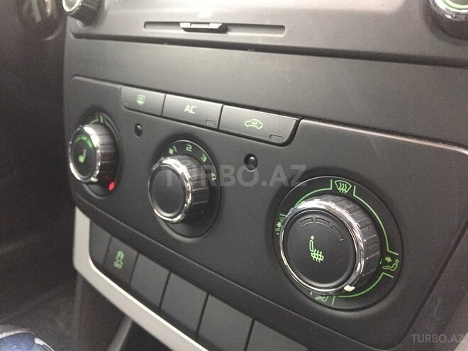 Skoda Yeti 2011, 91,000 km - 1.2 l - Bakı