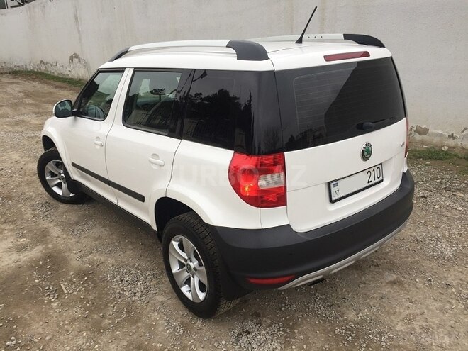 Skoda Yeti 2011, 91,000 km - 1.2 l - Bakı