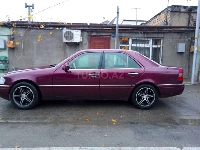 Mercedes C 220 1996, 370,000 km - 2.2 л - Bakı