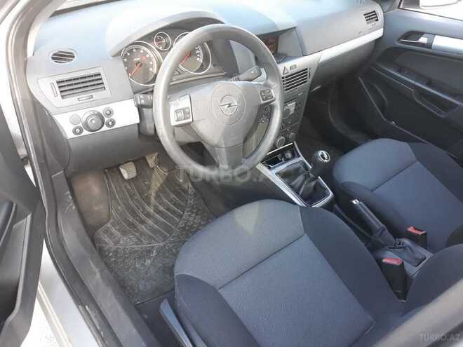 Opel Astra 2006, 110,000 km - 1.5 л - Bakı