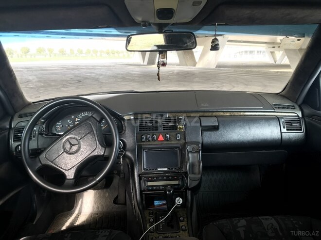 Mercedes E 240 1998, 350,000 km - 2.4 л - Bakı
