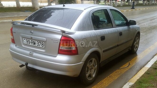 Opel Astra 2000, 300,000 km - 1.6 l - Bakı