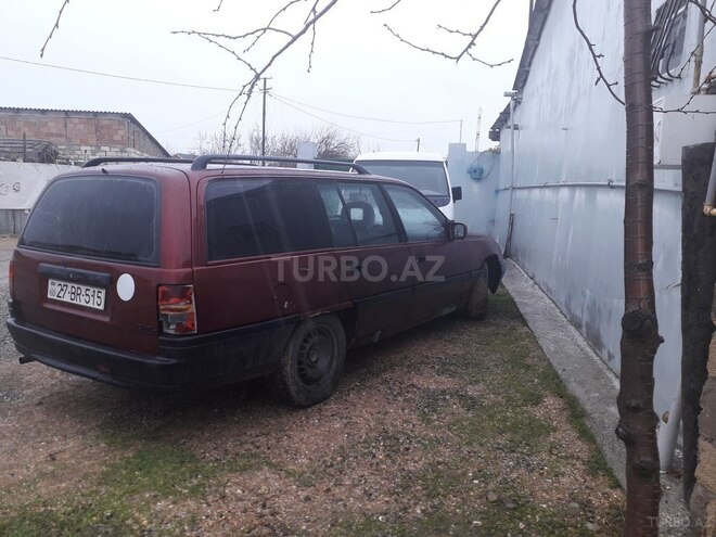 Opel Omega 1988, 225,000 km - 2.0 l - Sumqayıt