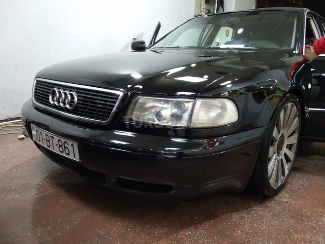 Audi A8 1994, 316,000 km - 2.8 л - Bakı