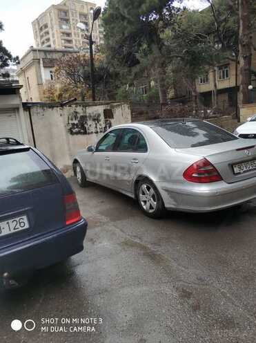 Mercedes E 270 2003, 330,301 km - 2.7 l - Bakı