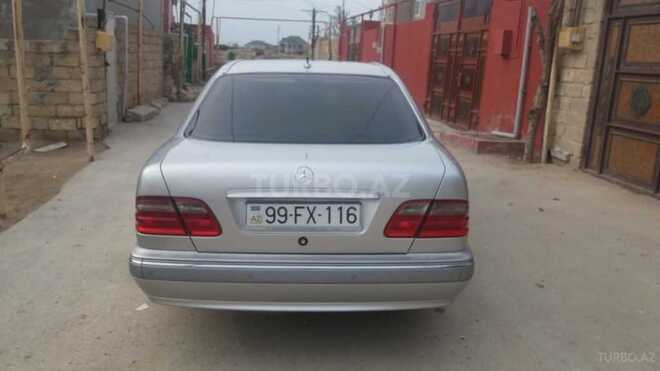 Mercedes E 270 2000, 370,000 km - 2.7 l - Bakı