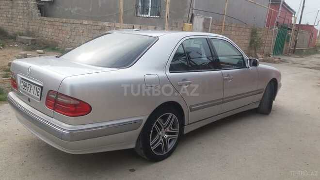 Mercedes E 270 2000, 370,000 km - 2.7 l - Bakı