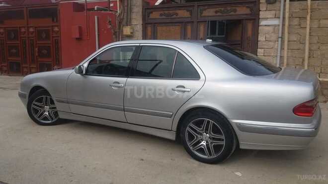 Mercedes E 270 2000, 370,000 km - 2.7 l - Bakı