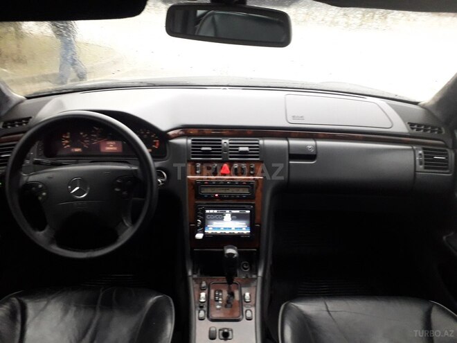 Mercedes E 320 2000, 269,832 km - 3.2 l - Sumqayıt