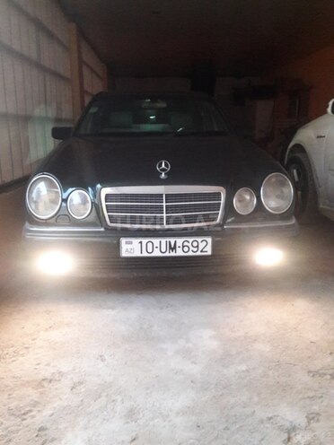 Mercedes E 230 1997, 472,000 km - 2.3 l - Bakı