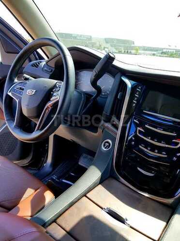 Cadillac Escalade 2015, 5,300 km - 6.2 l - Bakı