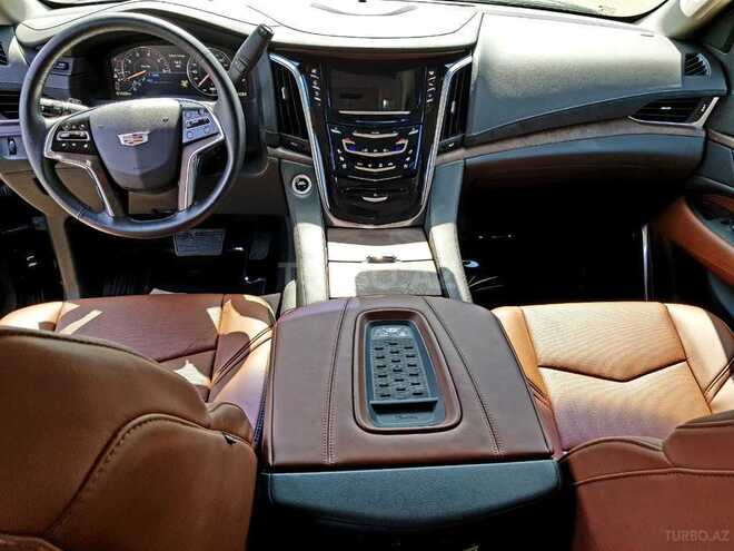 Cadillac Escalade 2015, 5,300 km - 6.2 l - Bakı