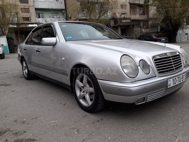 Mercedes E 240 1997, 414,000 km - 2.4 l - Bakı