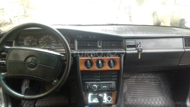 Mercedes 190 1991, 325,682 km - 2.0 л - Bakı