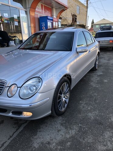 Mercedes E 240 2002, 273,000 km - 2.6 l - Bakı
