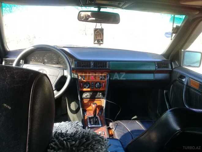 Mercedes E 300 1995, 188,430 km - 3.0 l - Bakı