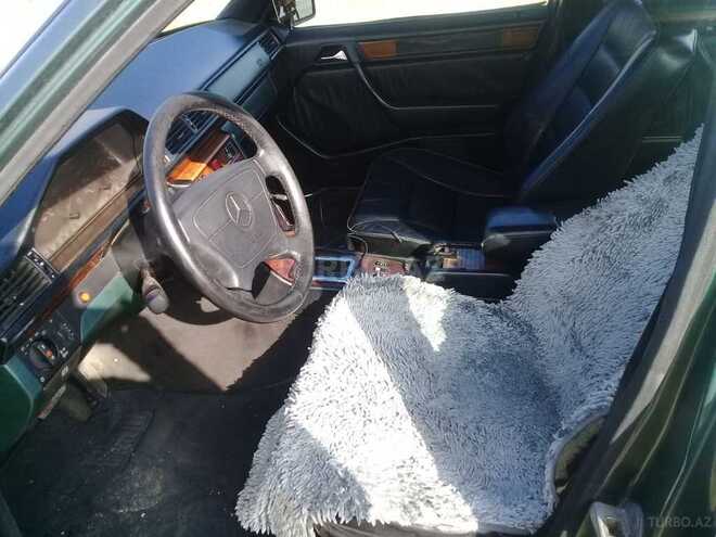 Mercedes E 300 1995, 188,430 km - 3.0 l - Bakı