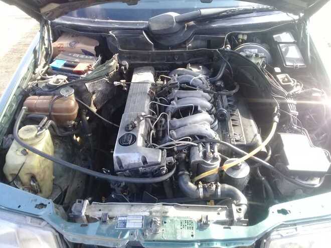 Mercedes E 300 1995, 188,430 km - 3.0 l - Bakı
