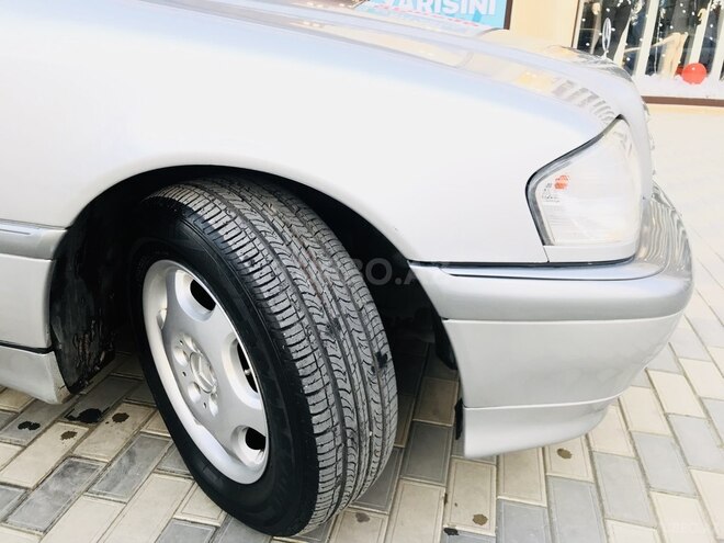 Mercedes C 240 1998, 181,500 km - 2.4 l - Bakı
