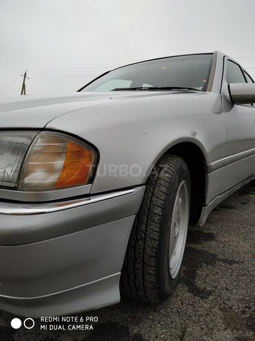 Mercedes C 230 1998, 370,000 km - 2.3 l - Şəki