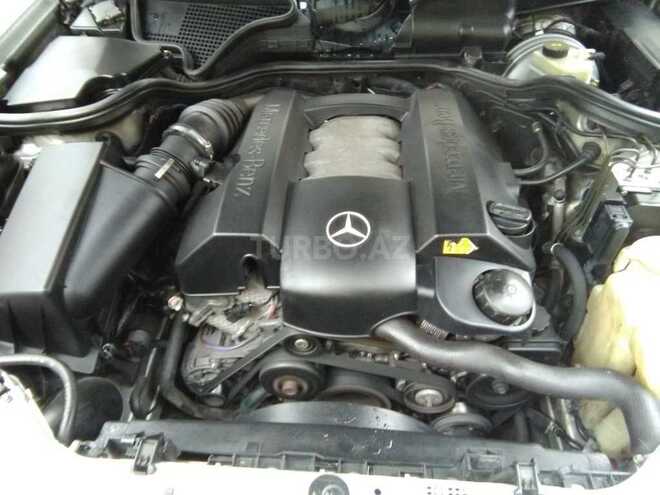 Mercedes E 240 1998, 215,000 km - 2.4 l - Sumqayıt