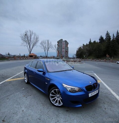 BMW M5 2006, 101,000 km - 5.0 l - Zaqatala