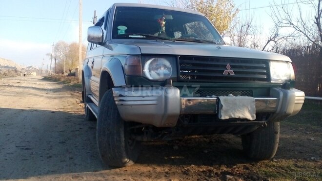 Mitsubishi Pajero 1993, 309,458 km - 2.5 l - Mingəçevir