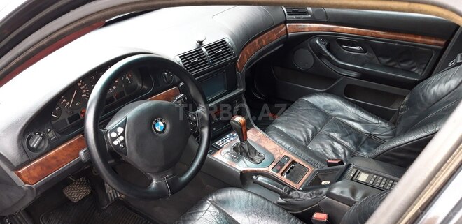 BMW 528 1999, 220,000 km - 2.8 l - Bakı