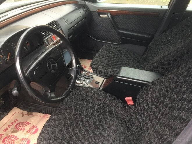 Mercedes C 220 1995, 168,000 km - 2.2 l - Bakı