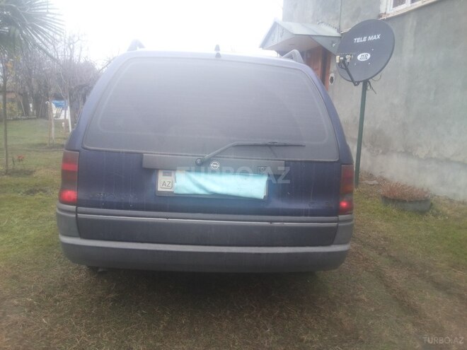 Opel Astra 1994, 289,000 km - 0.2 l - Zaqatala