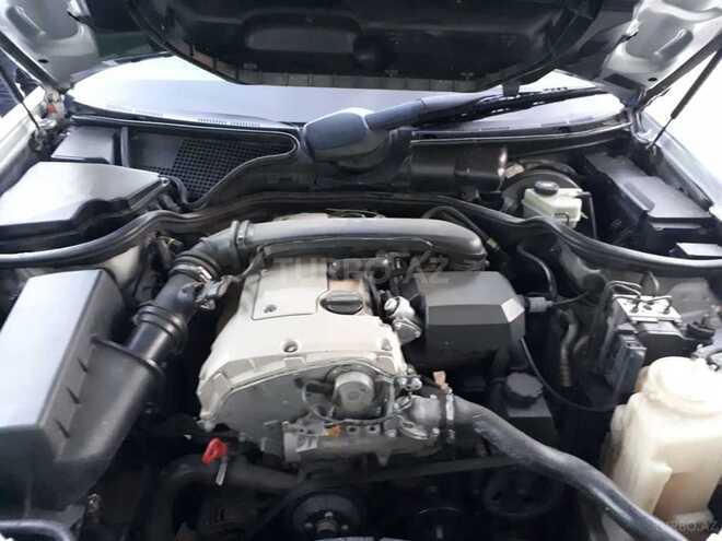Mercedes E 200 1997, 497,000 km - 2.0 l - Saatlı