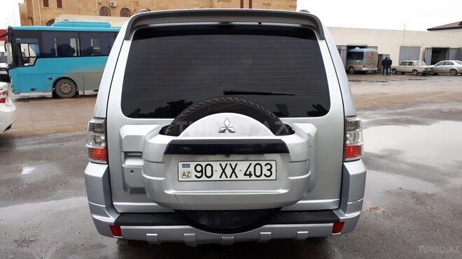 Mitsubishi Pajero 2007, 191,000 km - 3.0 l - Bakı