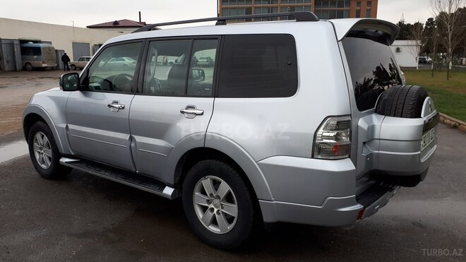 Mitsubishi Pajero 2007, 191,000 km - 3.0 l - Bakı