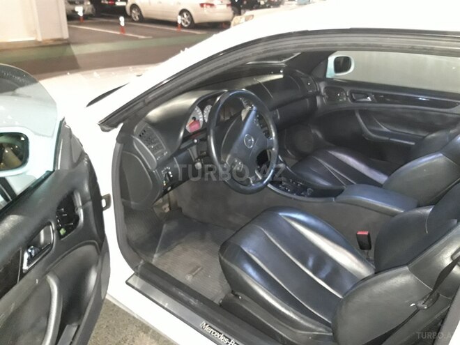 Mercedes CLK 320 1999, 143,000 km - 0.3 л - Bakı