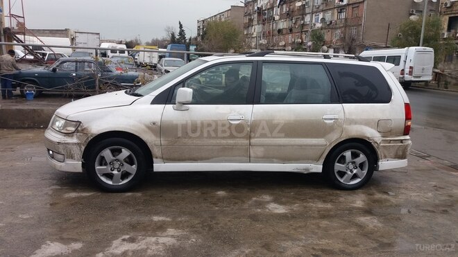 Mitsubishi Chariot 2002, 24 km - 0.2 л - Sumqayıt