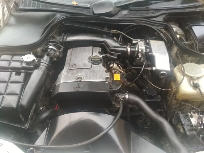 Mercedes C 220 1996, 35,000 km - 2.2 l - Bakı