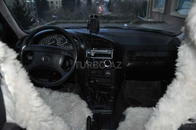 BMW 318 1995, 225,000 km - 1.8 л - Bakı