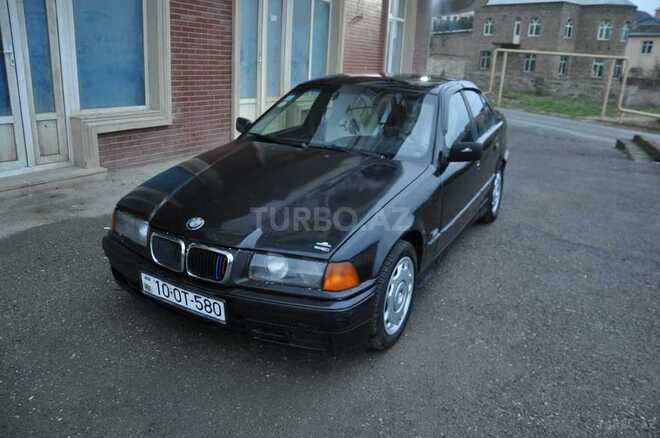 BMW 318 1995, 225,000 km - 1.8 л - Bakı