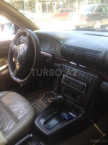 Audi A4 1996, 325,634 km - 1.8 l - Gəncə