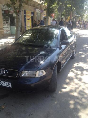 Audi A4 1996, 325,634 km - 1.8 л - Gəncə