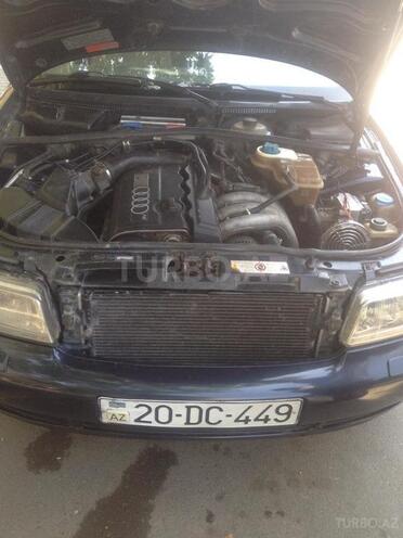 Audi A4 1996, 325,634 km - 1.8 л - Gəncə