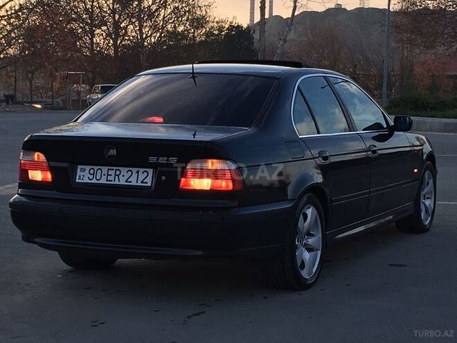 BMW 530 2002, 350,000 km - 2.5 л - Yevlax