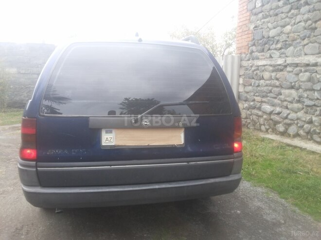Opel Astra 1994, 290,000 km - 1.7 l - Zaqatala