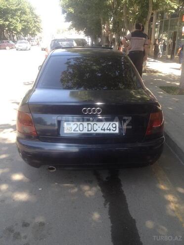 Audi A4 1996, 325,634 km - 1.8 л - Gəncə