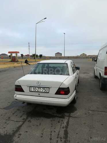 Mercedes E 230 1991, 298,935 km - 2.3 l - Bakı