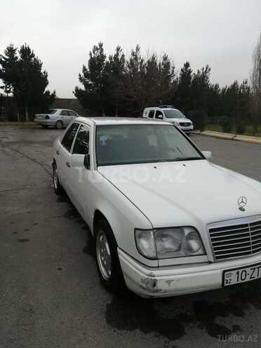Mercedes E 230 1991, 298,935 km - 2.3 l - Bakı