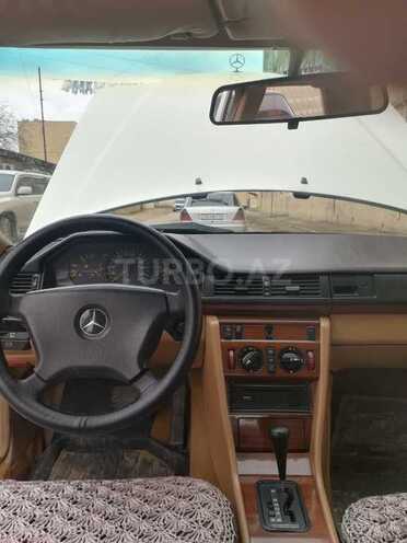 Mercedes E 230 1991, 298,935 km - 2.3 l - Bakı