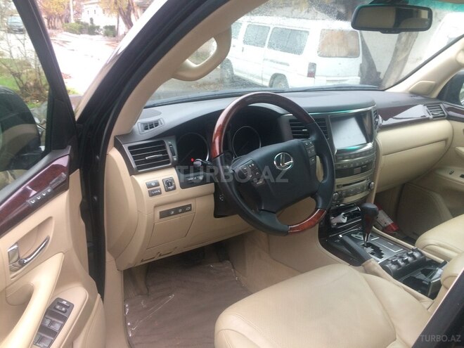 Lexus LX 570 2010, 113,000 km - 5.7 л - Sumqayıt