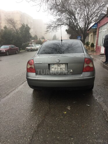 Volkswagen Passat 2003, 324,689 km - 1.8 l - Bakı